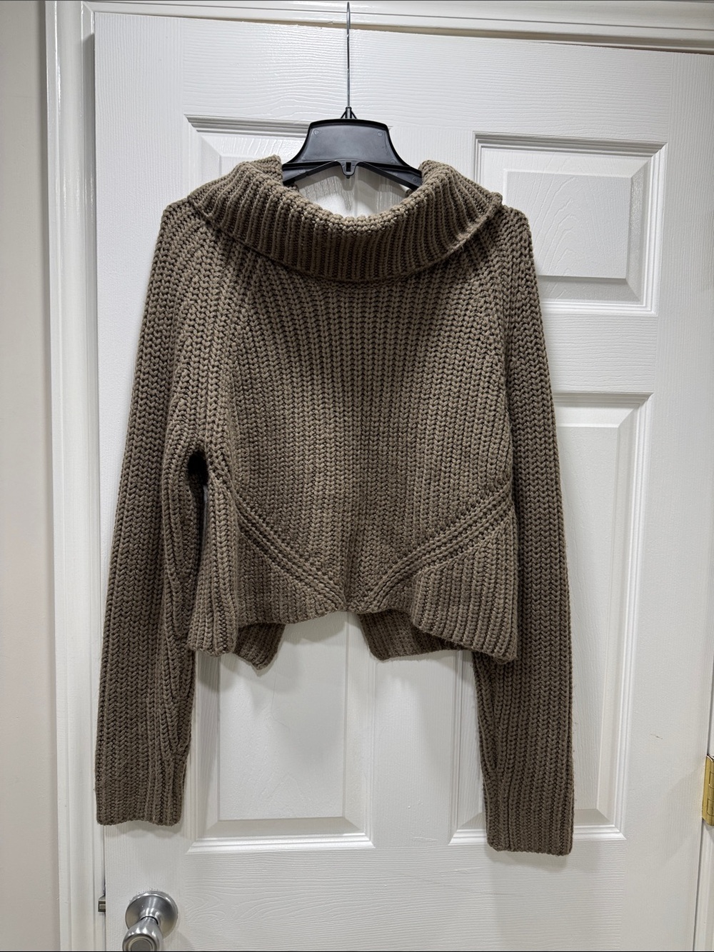 AKIRA Cropped Chunky Turtleneck Sweater in Taupe Brown